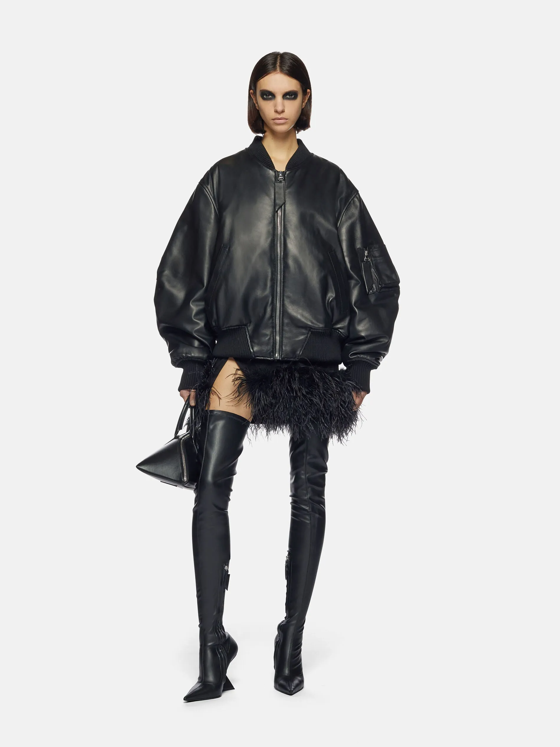 ANJA BOMBER