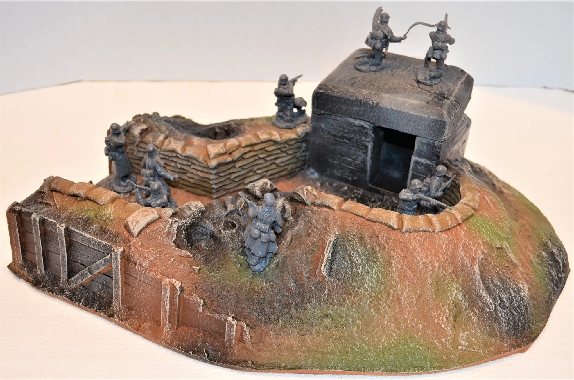 Atherton Scenics Painted WWII Trench with Concrete Bunker Left End Cap