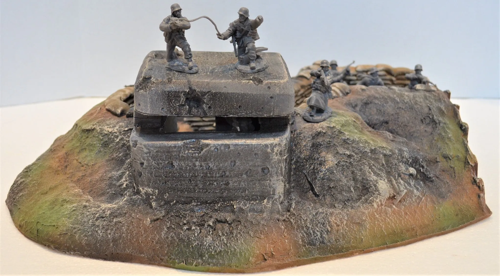 Atherton Scenics Painted WWII Trench with Concrete Bunker Left End Cap