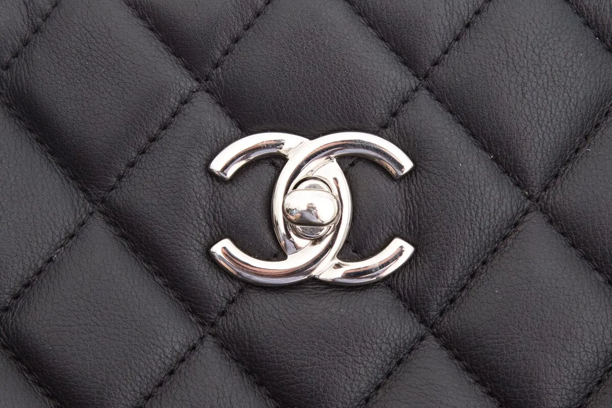 Chanel 2017/18 Black Quilted Large Classic Shopping Tote