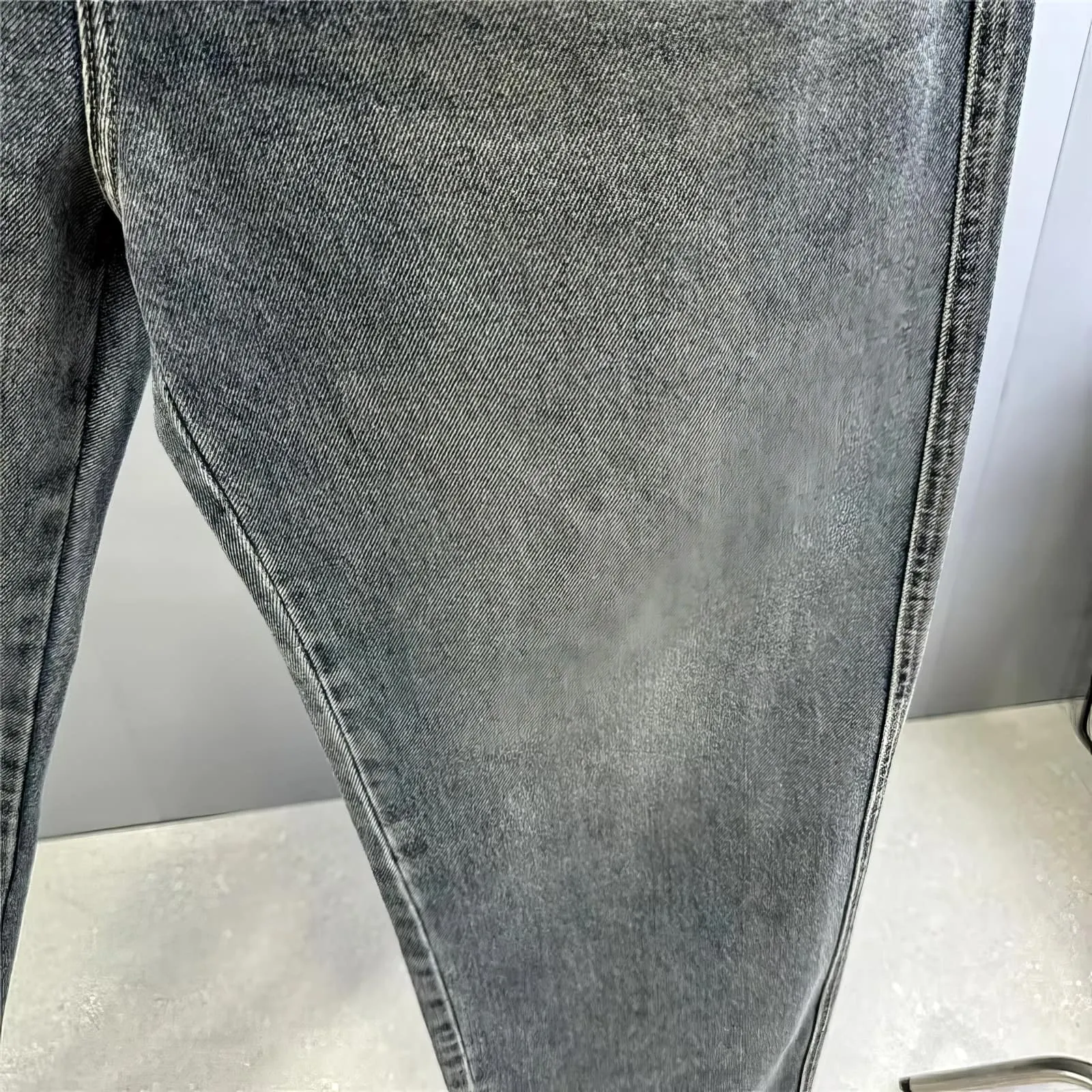 Distressed Dark Blue 90's Baggy Jeans