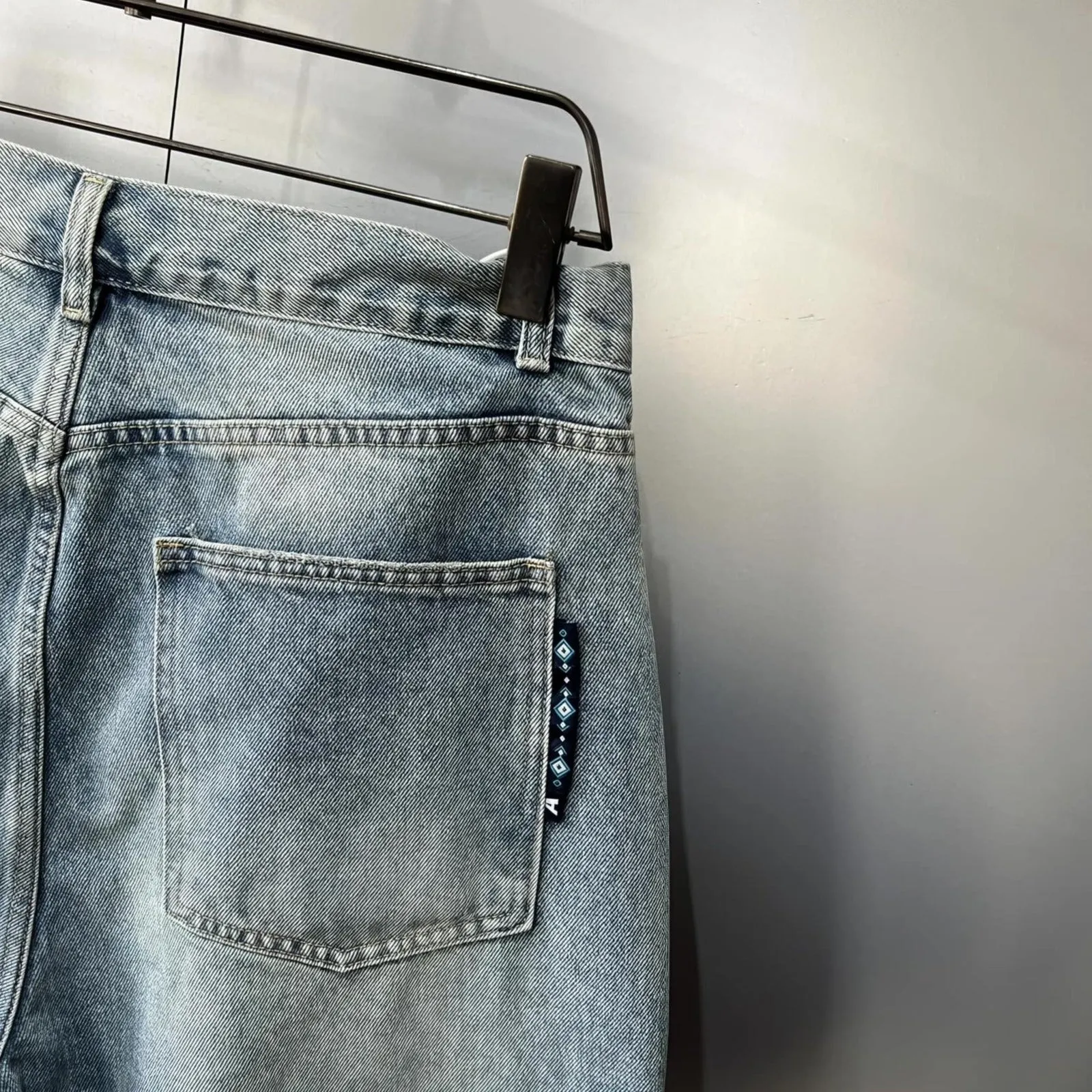 Distressed Loose Y2K Light Blue Jeans